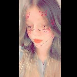 Meet your Posher, Kenadee